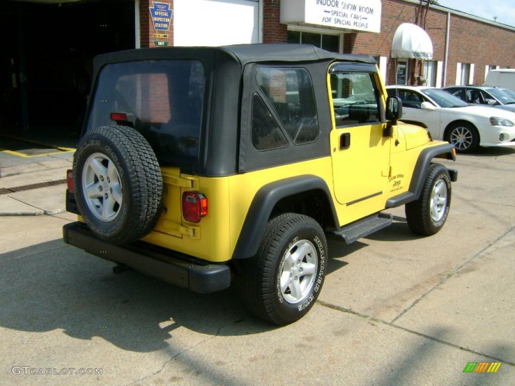 2004 Wrangler SE 4x4 - Solar Yellow / Dark Slate Gray photo #5