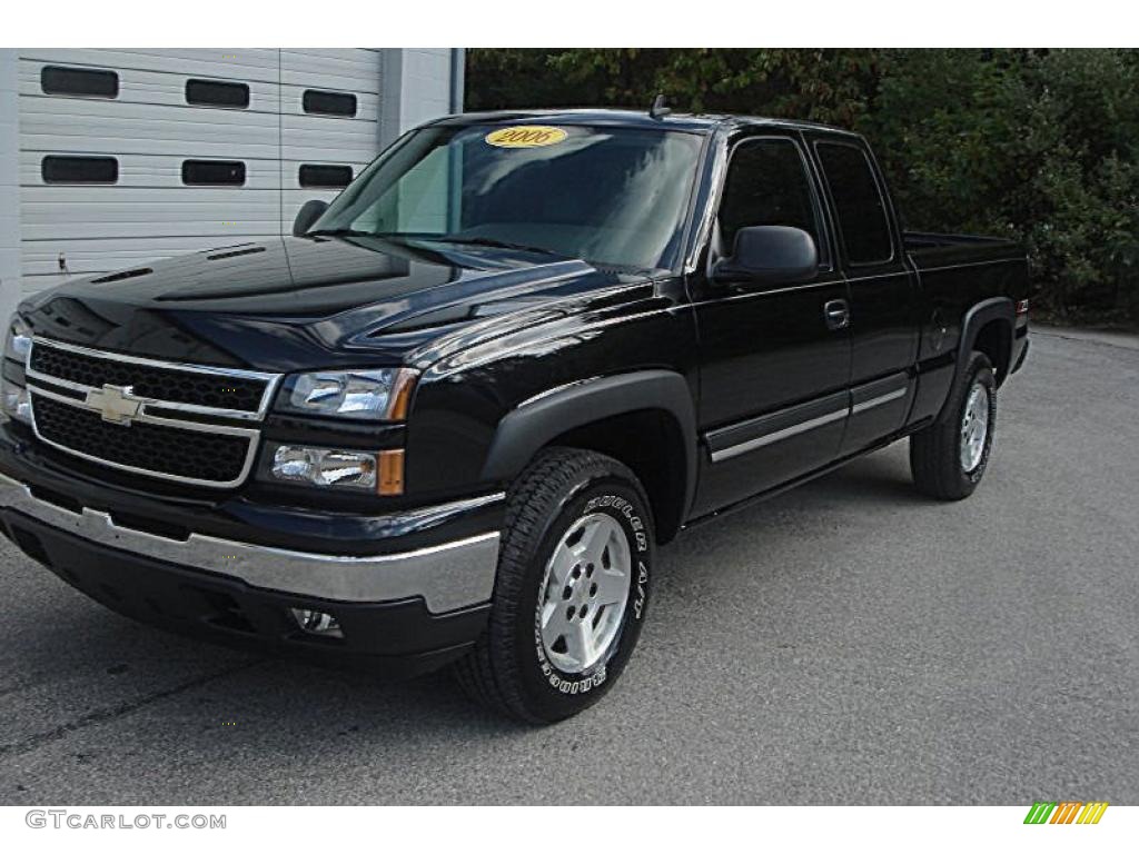 2006 Silverado 1500 Z71 Extended Cab 4x4 - Black / Dark Charcoal photo #34