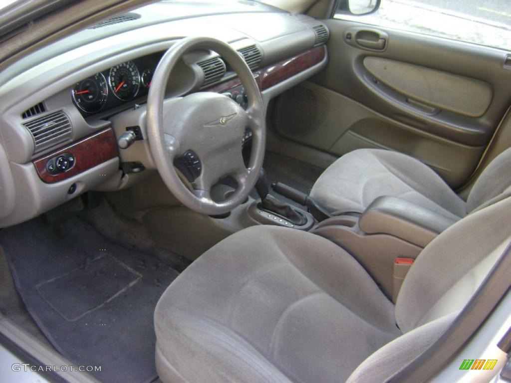 2002 Sebring LX Sedan - Brilliant Silver Metallic / Dark Slate Gray photo #5