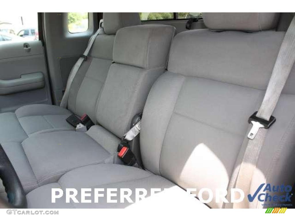 2006 F150 STX Regular Cab 4x4 - Black / Medium/Dark Flint photo #17