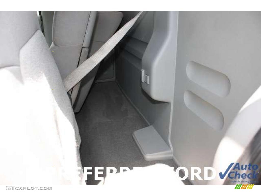 2006 F150 STX Regular Cab 4x4 - Black / Medium/Dark Flint photo #18