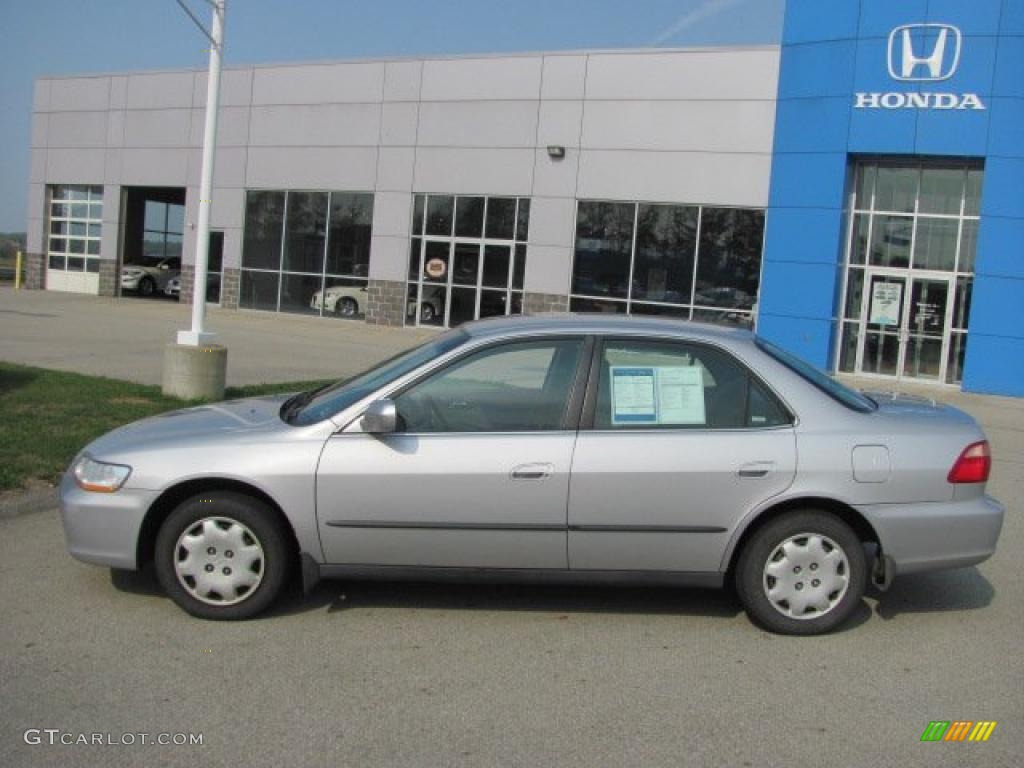 1999 Accord LX Sedan - Satin Silver Metallic / Gray photo #2