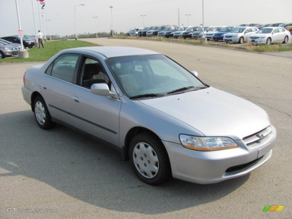1999 Accord LX Sedan - Satin Silver Metallic / Gray photo #4