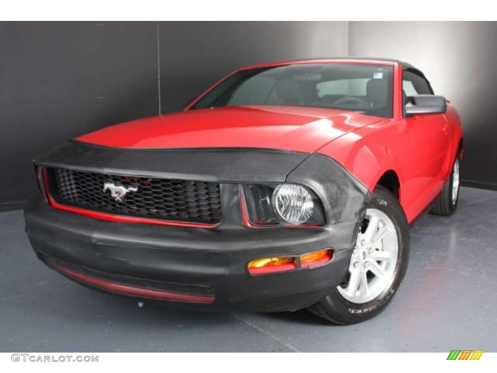 2007 Mustang V6 Deluxe Convertible - Torch Red / Charcoal photo #1