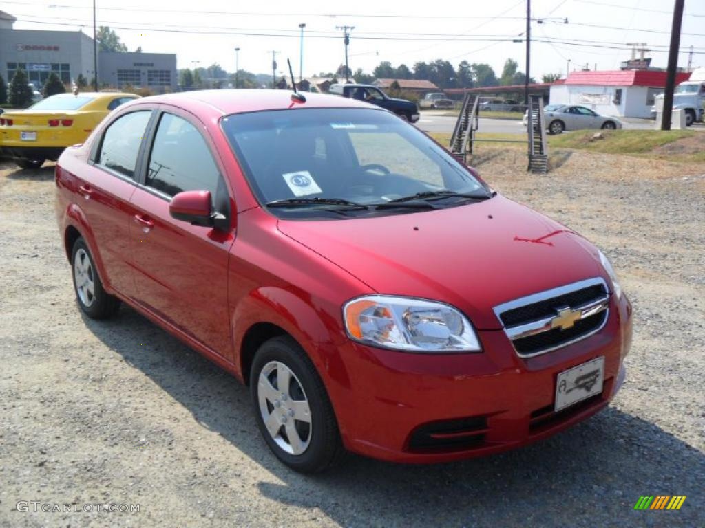 2010 Aveo LT Sedan - Sport Red / Charcoal photo #5