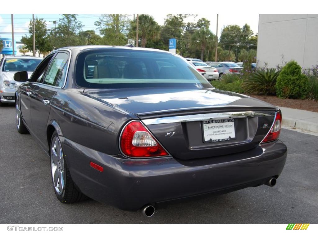 2008 XJ XJR - Pearl Grey Metallic / Champagne/Charcoal photo #18