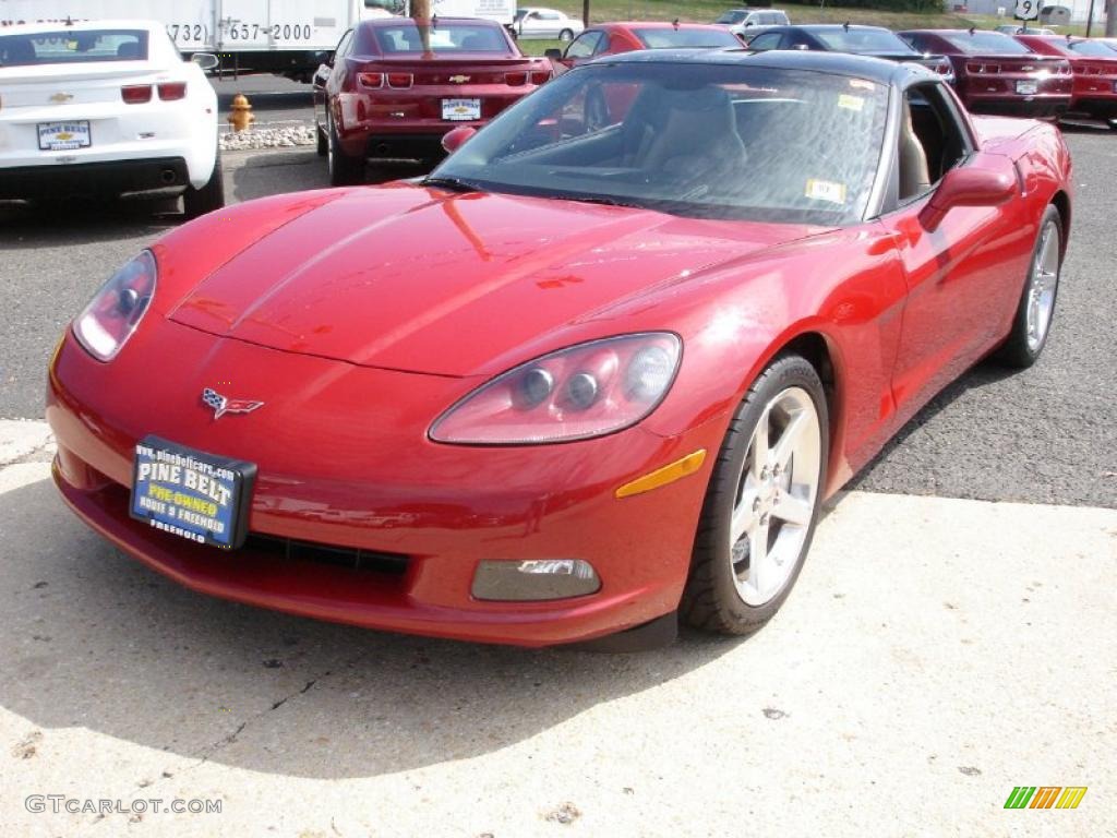 2005 Corvette Coupe - Magnetic Red Metallic / Cashmere photo #1