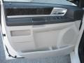 Stone White - Grand Caravan SXT Photo No. 22
