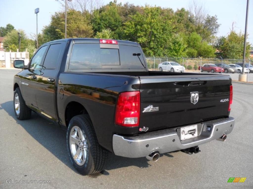 2011 Ram 1500 Big Horn Crew Cab 4x4 - Brilliant Black Crystal Pearl / Dark Slate Gray/Medium Graystone photo #2