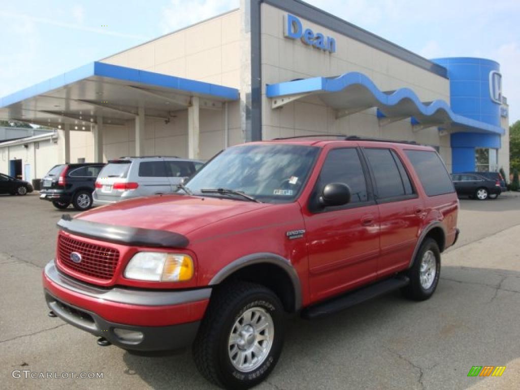 2001 Expedition XLT 4x4 - Laser Red / Medium Graphite photo #1