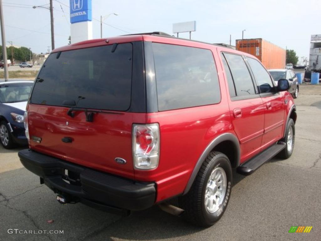 2001 Expedition XLT 4x4 - Laser Red / Medium Graphite photo #4