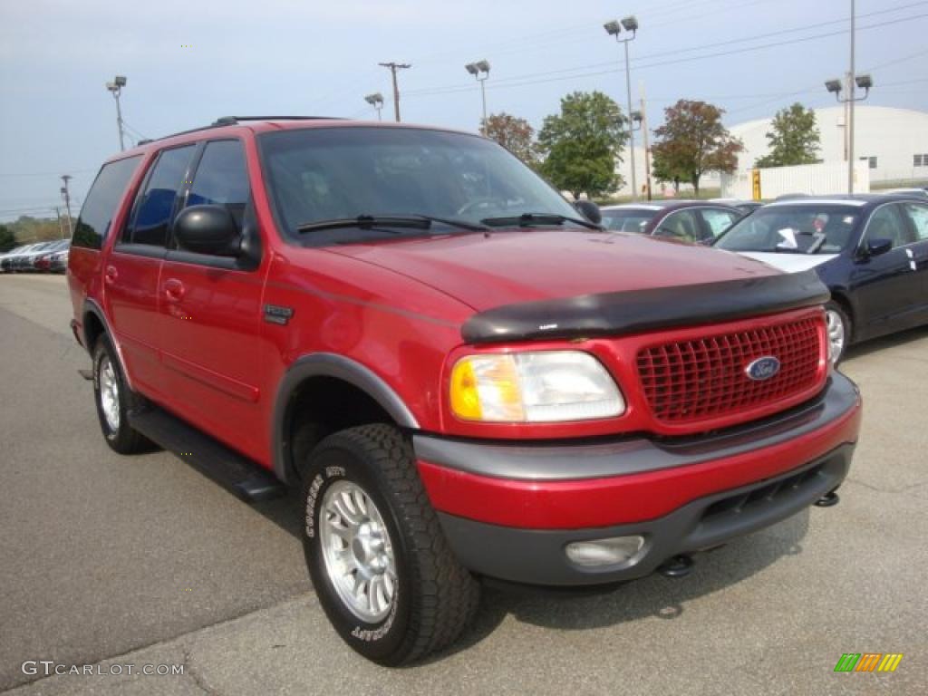 2001 Expedition XLT 4x4 - Laser Red / Medium Graphite photo #5