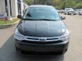 Black - Focus SE Sedan Photo No. 4