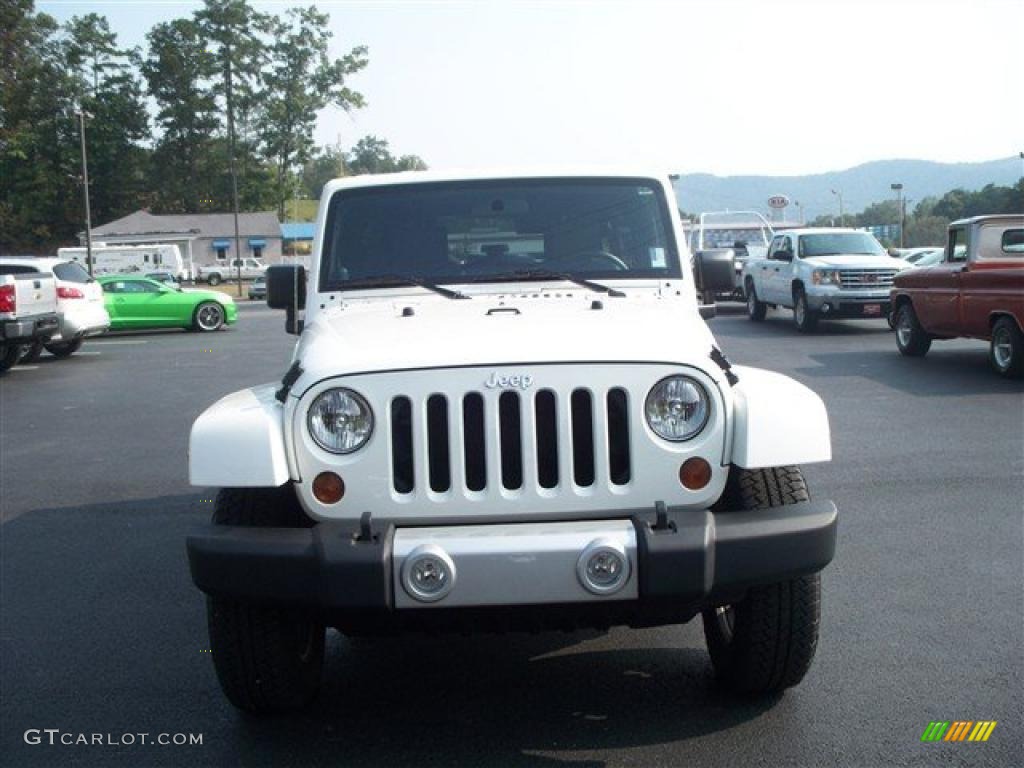 2010 Wrangler Unlimited Sahara 4x4 - Stone White / Dark Slate Gray/Medium Slate Gray photo #3