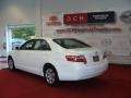 Super White - Camry LE Photo No. 7
