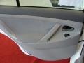 Super White - Camry LE Photo No. 24