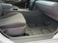 Super White - Camry LE Photo No. 32