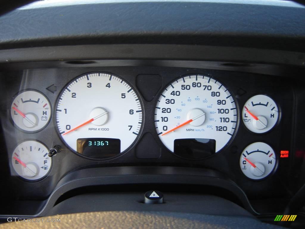 2005 Ram 1500 ST Regular Cab - Bright White / Dark Slate Gray photo #12