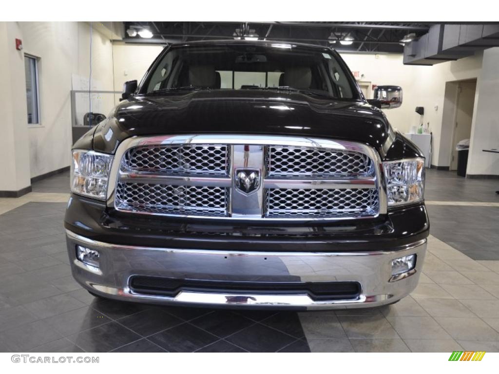 2011 Ram 1500 Laramie Crew Cab - Rugged Brown Pearl / Light Pebble Beige/Bark Brown photo #3