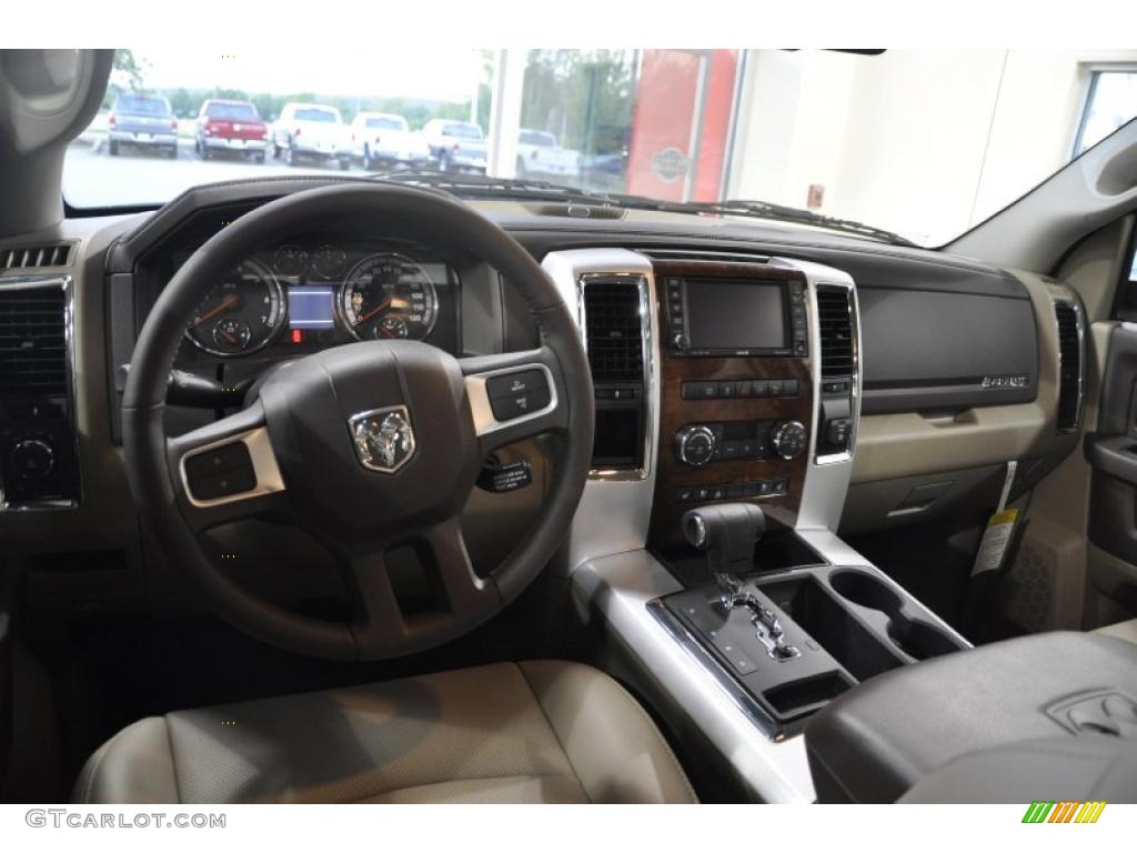 2011 Ram 1500 Laramie Crew Cab - Rugged Brown Pearl / Light Pebble Beige/Bark Brown photo #19