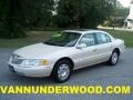 1999 Ivory Parchment Tricoat Lincoln Continental  #37032954