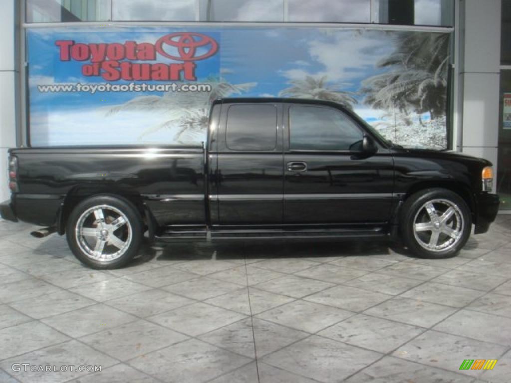 2001 Sierra 1500 C3 Extended Cab 4WD - Onyx Black / Gray Two Tone photo #1