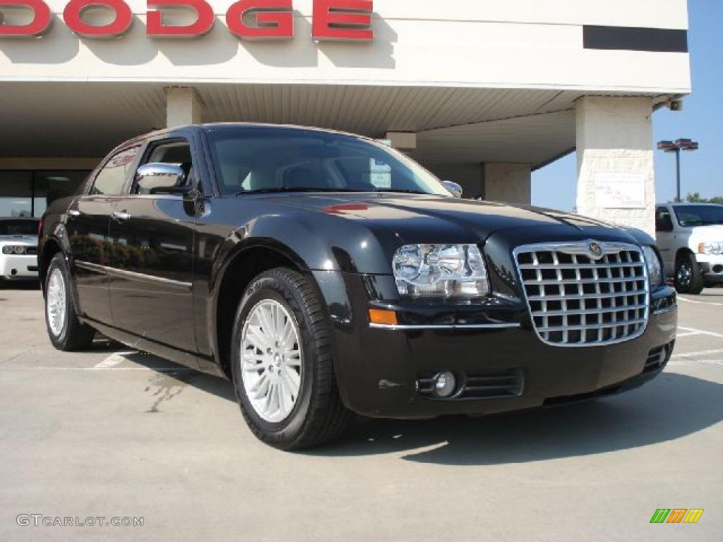 2010 300 Touring - Brilliant Black Crystal Pearl / Dark Slate Gray photo #1