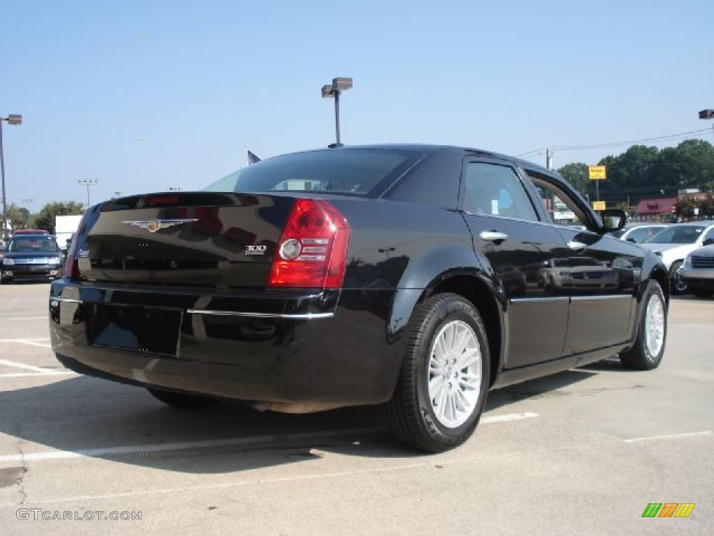 2010 300 Touring - Brilliant Black Crystal Pearl / Dark Slate Gray photo #3