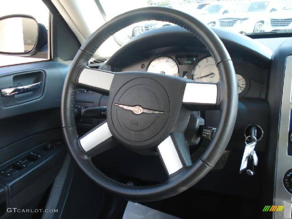 2010 300 Touring - Brilliant Black Crystal Pearl / Dark Slate Gray photo #24