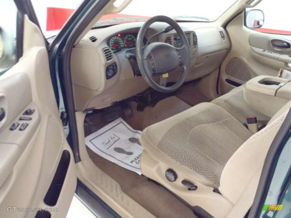 2000 F150 XL Regular Cab - Amazon Green Metallic / Medium Parchment photo #13