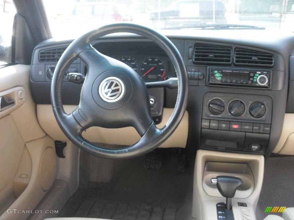 2002 Cabrio GLX - Marlin Blue Pearl / Beige photo #11