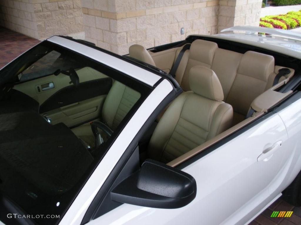 2007 Mustang GT Premium Convertible - Performance White / Medium Parchment photo #9