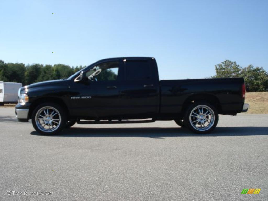 2005 Ram 1500 SLT Quad Cab - Black / Dark Slate Gray photo #6