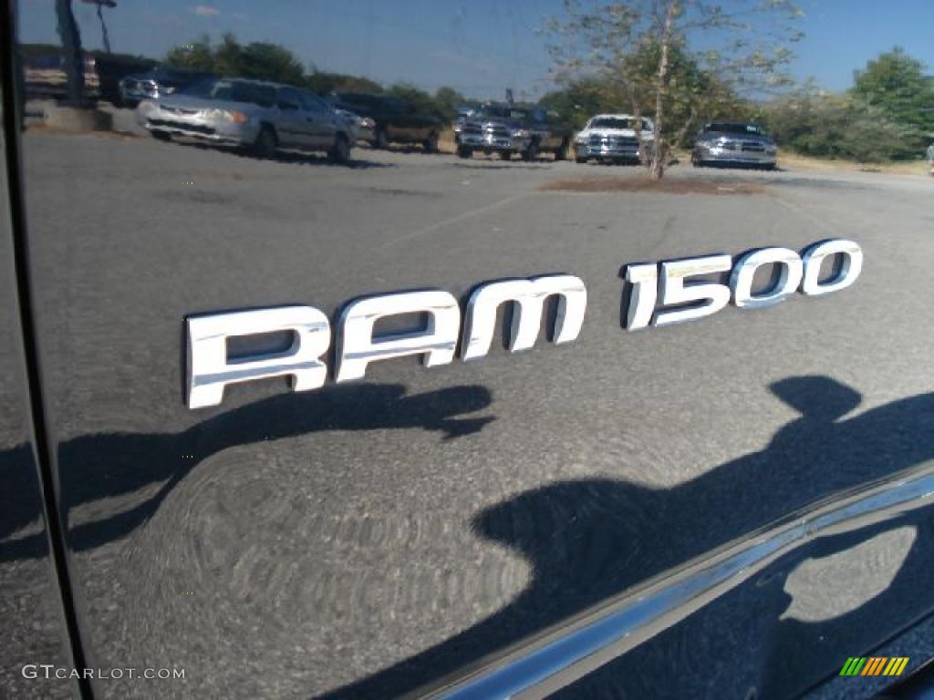 2005 Ram 1500 SLT Quad Cab - Black / Dark Slate Gray photo #27