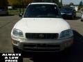 White - RAV4 4WD Photo No. 2