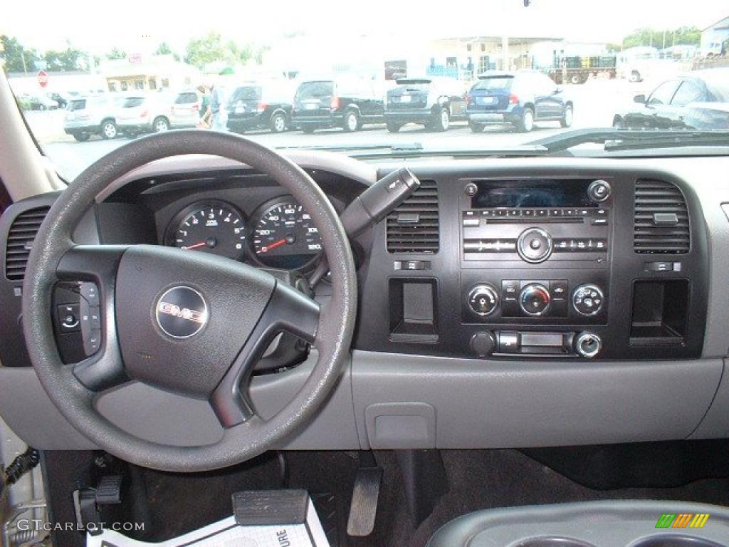 2007 Sierra 1500 SLE Crew Cab - Silver Birch Metallic / Dark Titanium photo #10