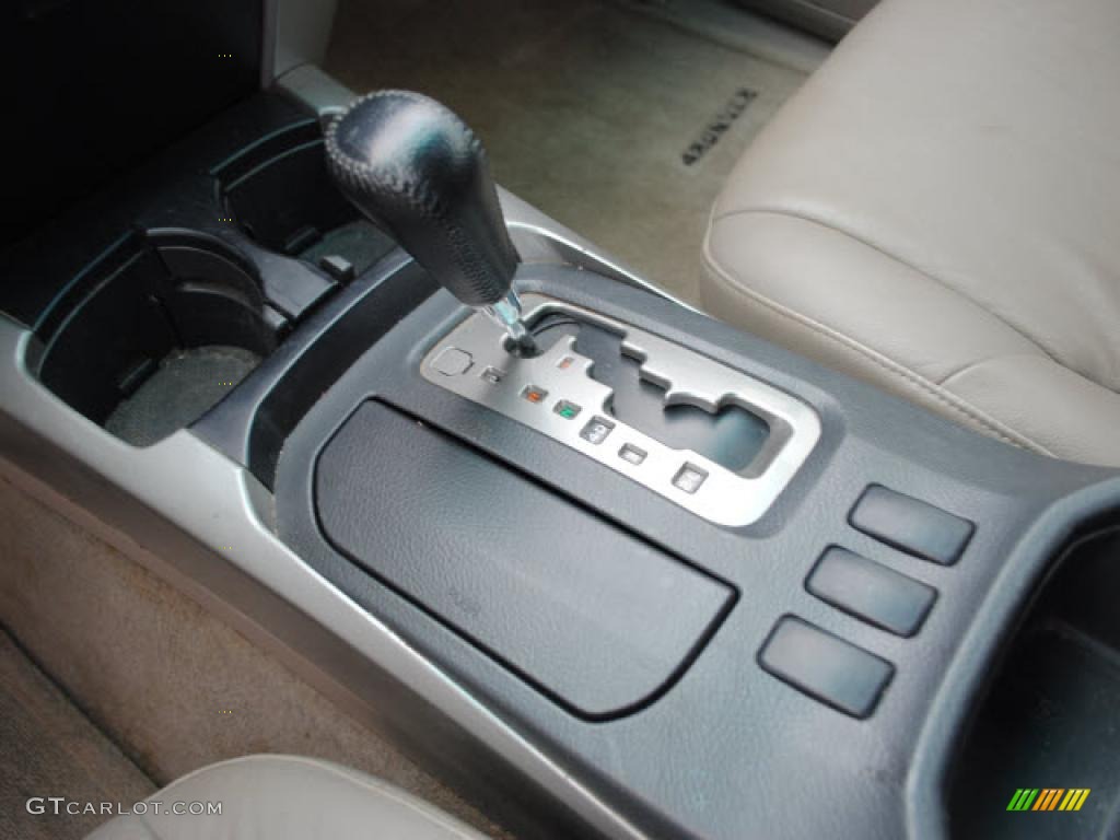2004 4Runner SR5 - Natural White / Taupe photo #19