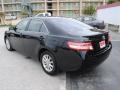 Black - Camry LE Photo No. 7