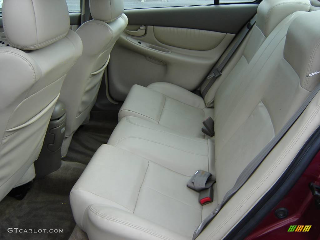 2003 Alero GLS Sedan - Ruby Red Metallic / Neutral photo #10