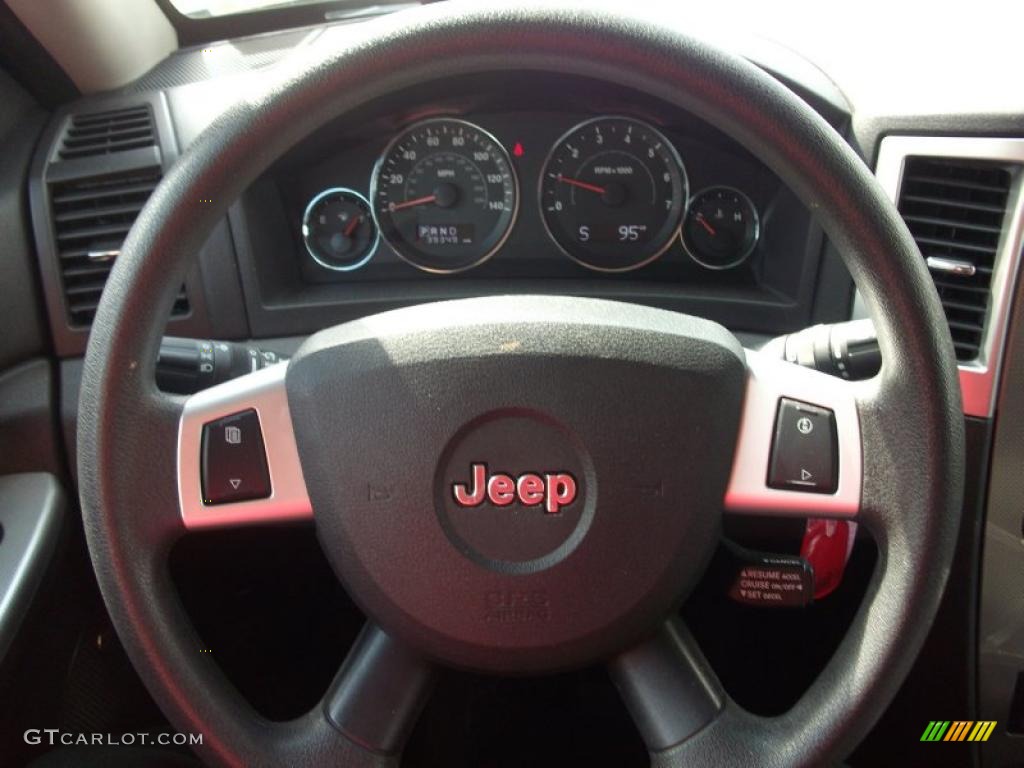 2008 Grand Cherokee Laredo - Mineral Gray Metallic / Dark Slate Gray photo #20