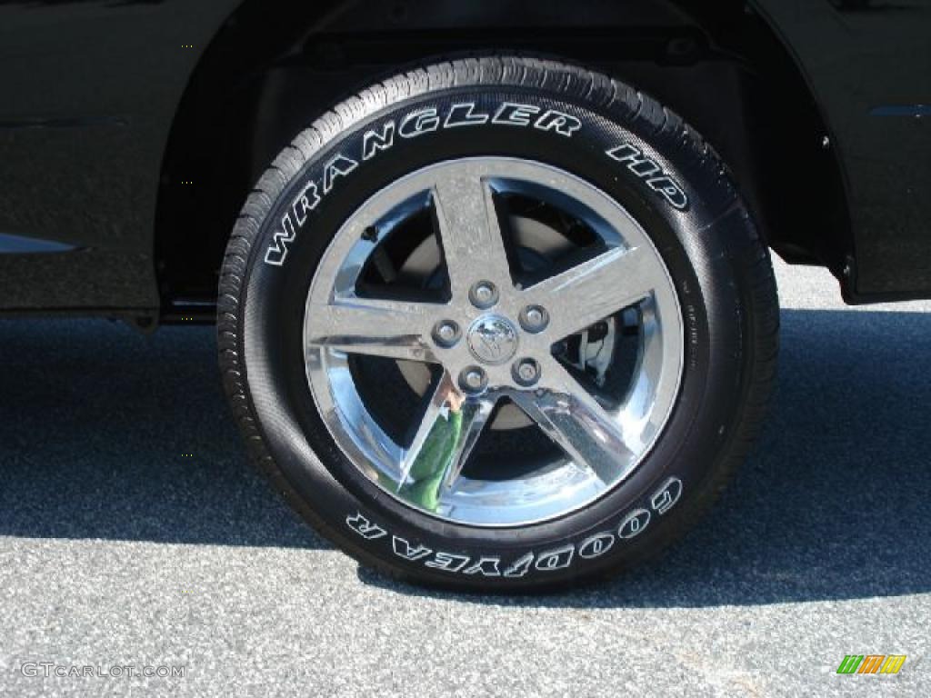 2011 Ram 1500 Big Horn Quad Cab - Brilliant Black Crystal Pearl / Dark Slate Gray/Medium Graystone photo #16
