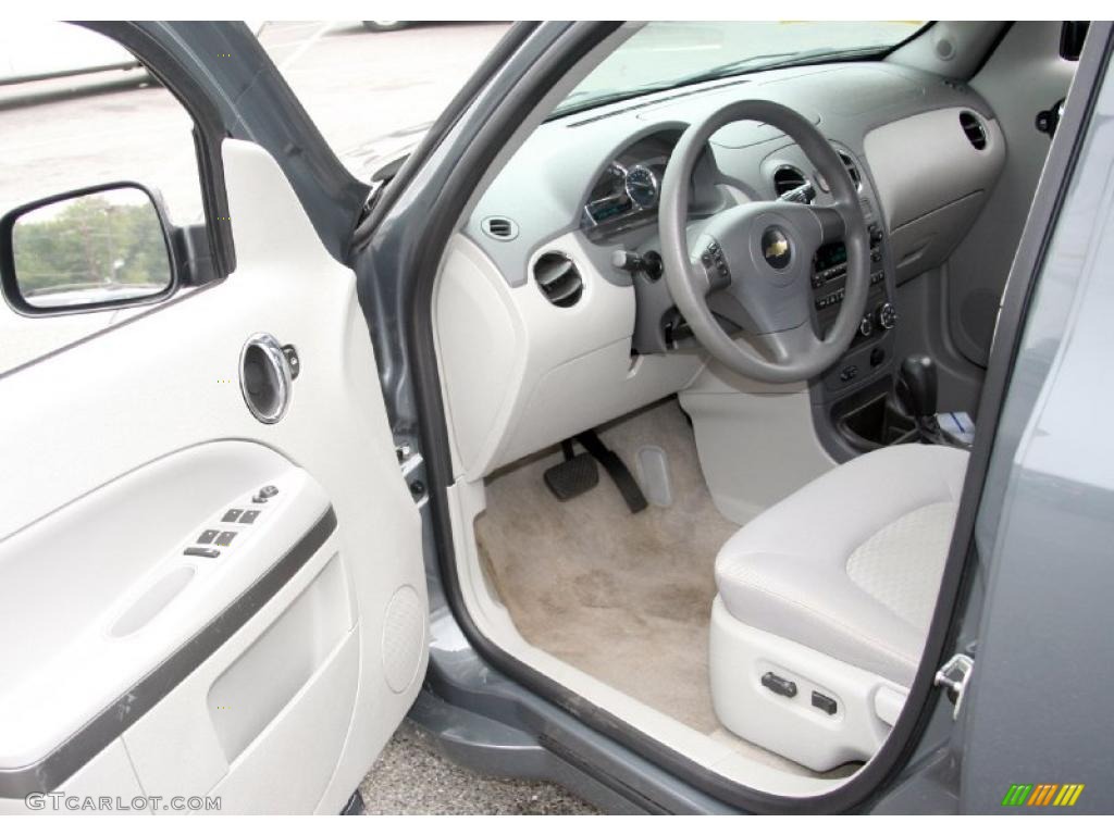 2009 HHR LT - Dark Gray Metallic / Gray photo #10