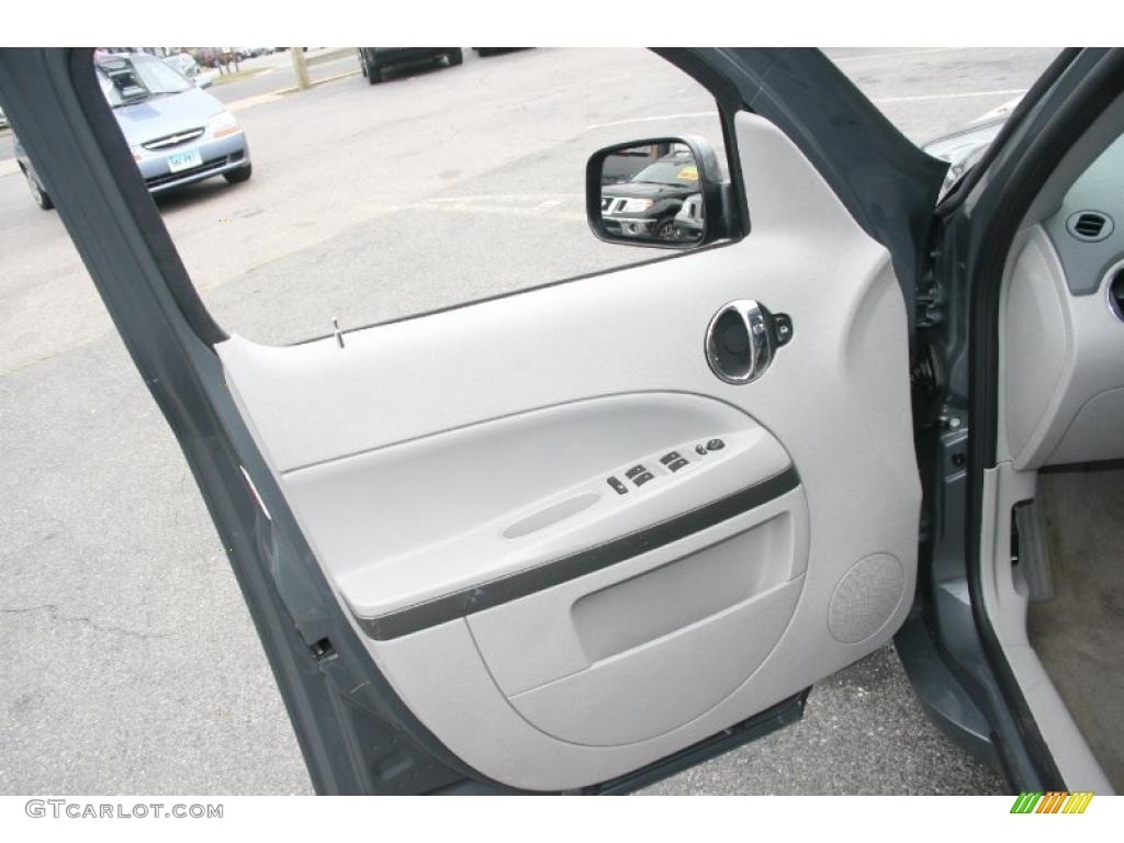 2009 HHR LT - Dark Gray Metallic / Gray photo #13