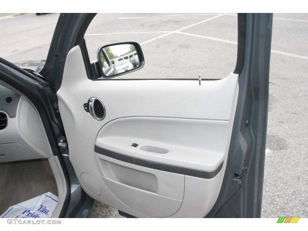 2009 HHR LT - Dark Gray Metallic / Gray photo #16