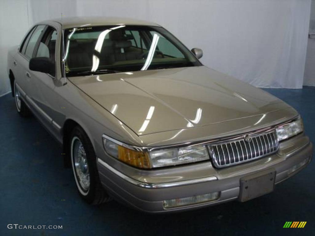 1994 Grand Marquis LS - Pumice Pearl Beige Metallic / Beige photo #3