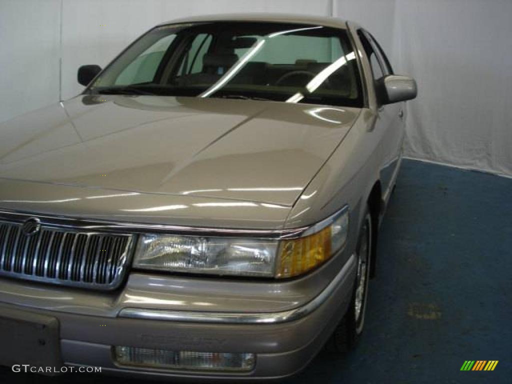 1994 Grand Marquis LS - Pumice Pearl Beige Metallic / Beige photo #7