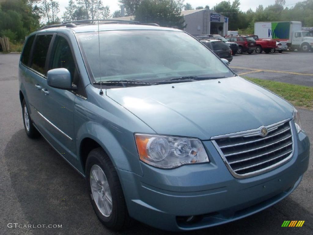 2010 Town & Country Touring - Clearwater Blue Pearl / Medium Slate Gray/Light Shale photo #10