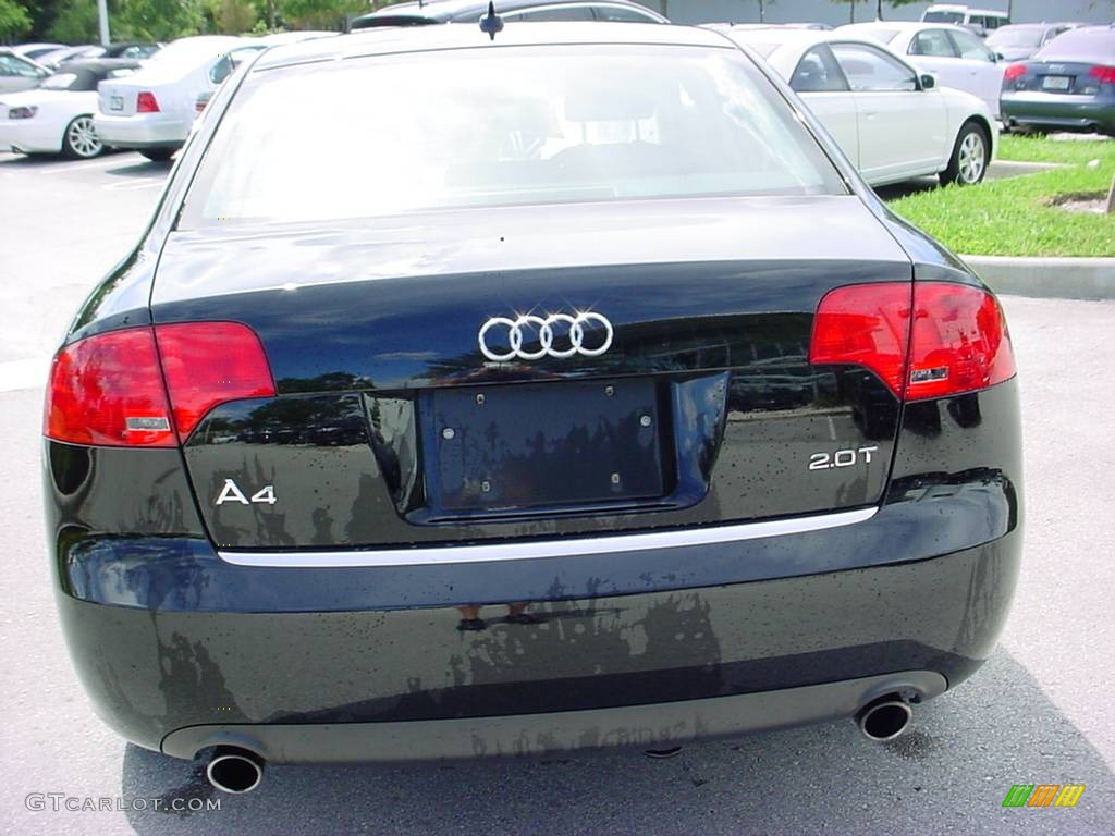 2007 A4 2.0T Sedan - Brilliant Black / Ebony photo #4