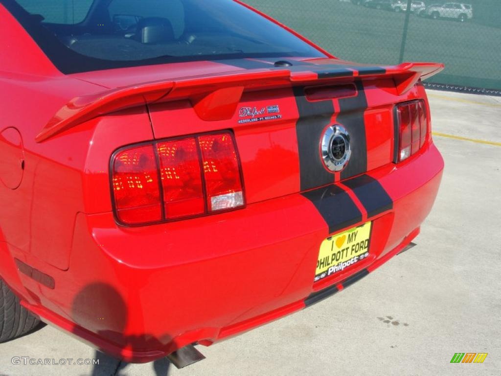 2007 Mustang GT Premium Coupe - Torch Red / Dark Charcoal photo #24