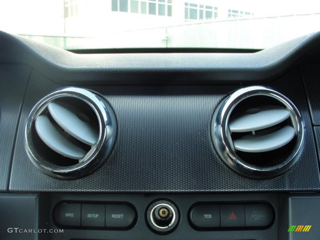 2007 Mustang GT Premium Coupe - Torch Red / Dark Charcoal photo #37